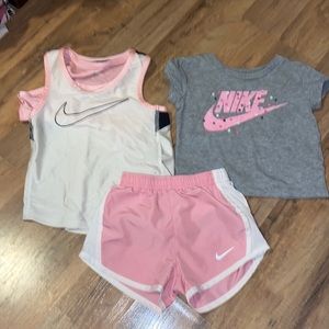 2t girls Nike bundle